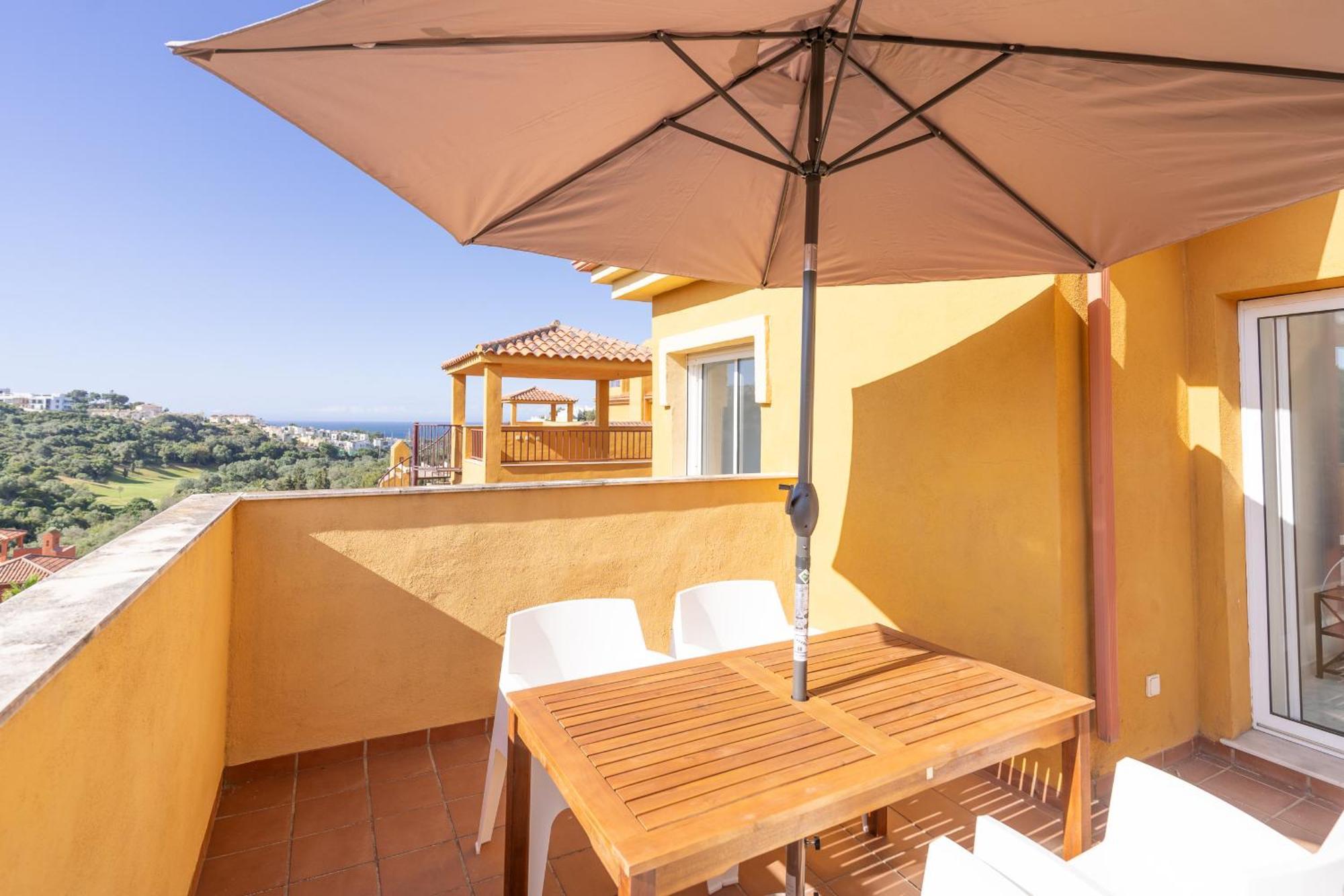 Penthouse Stunning Mountain Views-reserva De 2 Apartment Marbella